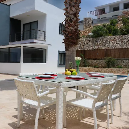 Petek 4 Bedroom With Private Pool -kalkan Islamlar (Mediterranean)