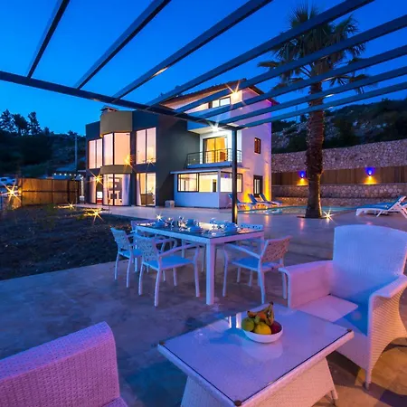 Petek 4 Bedroom With Private Pool -kalkan *